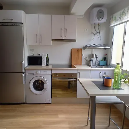 Apartman Newly Renovated 3 Minutes From The *